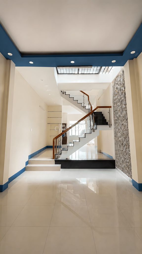 Bán nhà mặt tiền đường trần hưng đạo, trung tâm tp. quy nhơn. Bán nhà mặt tiền đường trần hưng đạo, trung tâm tp. quy nhơn.