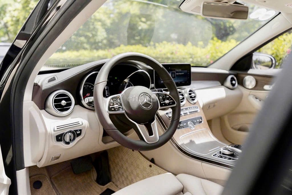Mercedes C200 Exclusive 2019 - sang trọng lịch lãm. Mua bán Ô tô tại Quận Gò Vấp Tp Hồ Chí Minh được đăng bởi Trường Nguyễn Xe Sang hình 18