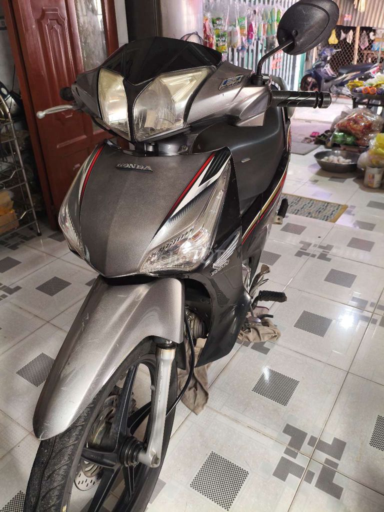 Bán có gl future fi 2014 máy zin mâm zin. Mua bán Xe máy tại Huyện Châu Phú An Giang được đăng bởi kutin hình 3