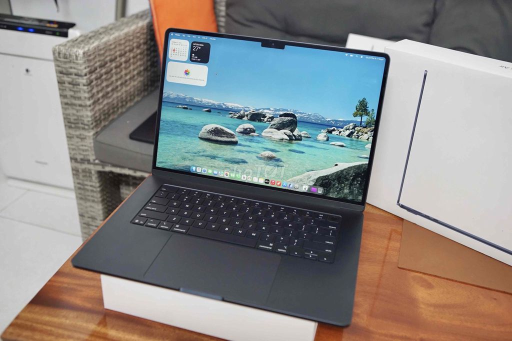MacBook Air M4 15inch (16/256Gb) đen - VN BH 05/27. Mua bán Laptop tại Quận 5 Tp Hồ Chí Minh được đăng bởi Lê Trọng Tấn hình 1