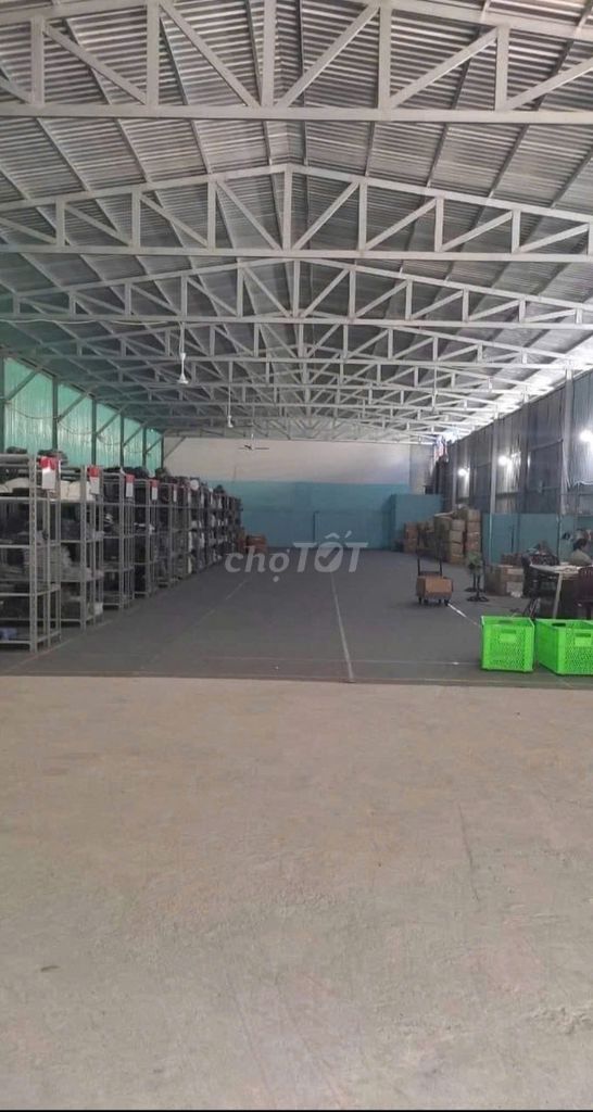 Cho thuê kho xưởng Nguyễn Phúc Chu, P15,  Tân Bình (600m2 giá 40tr)