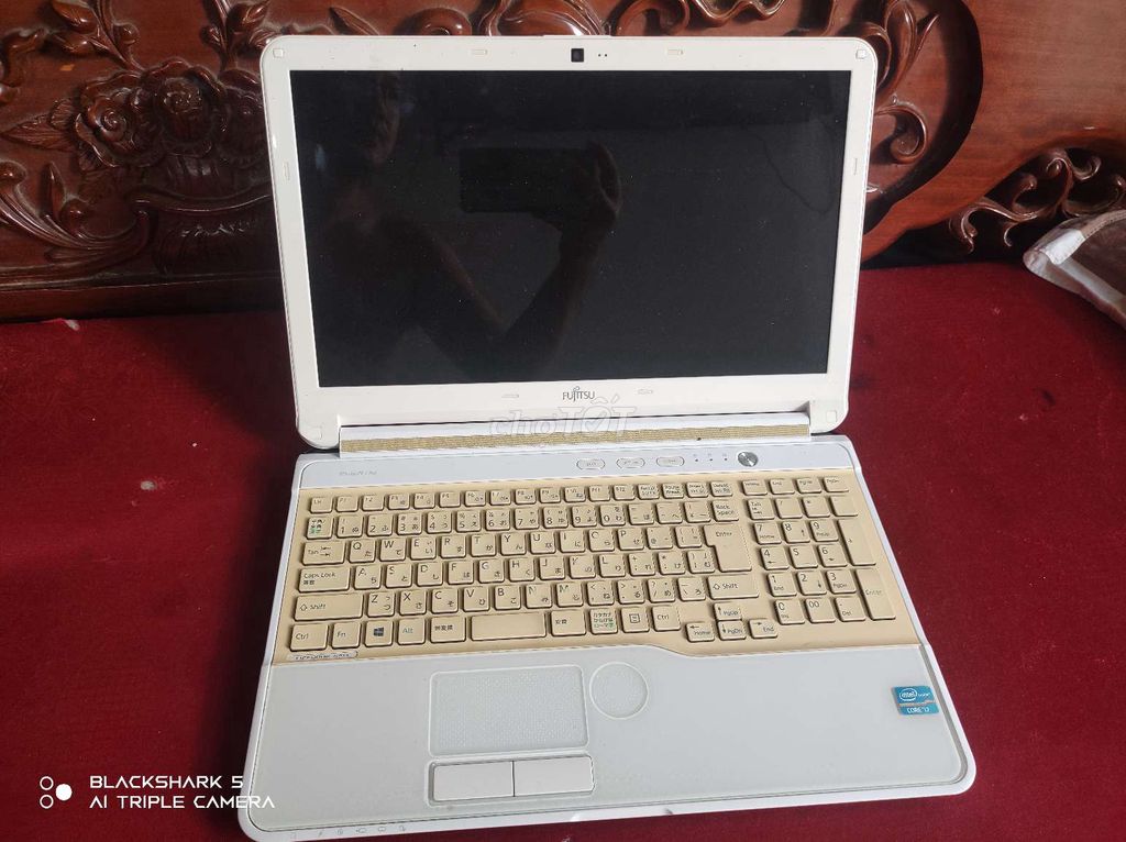 Fujitsu Core i7 Trắng Nhật Bản. Mua bán Laptop tại Huyện Châu Đức Bà Rịa - Vũng Tàu được đăng bởi Long Long hình 1