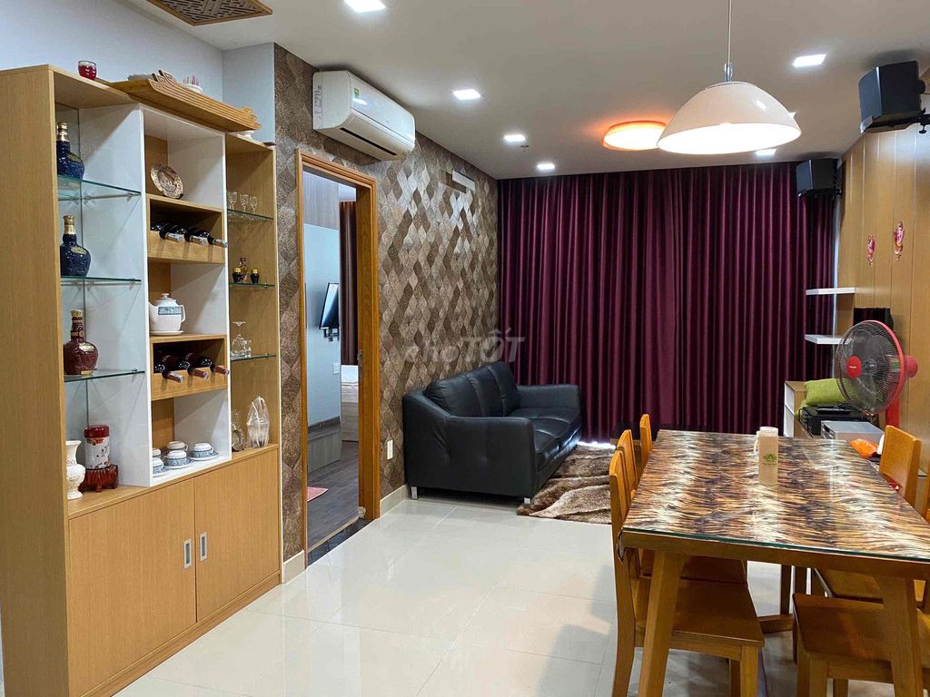 Аренда Everich Infinity, 80 кв.м, 2 спальни, 2 санузла, дорогая отделка деревом