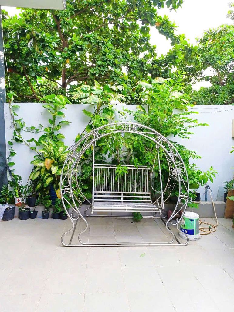 Xích đu Inox 2 người Mới. Mua bán Nội thất, đồ gia dụng khác tại Quận 12 Tp Hồ Chí Minh được đăng bởi Sơn Nguyễn hình 1