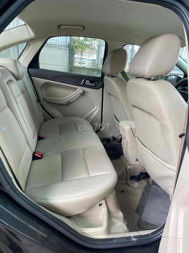 Ford Focus 2011 2.0 AT - 118000 km. Mua bán Ô tô tại Huyện Xuyên Mộc Bà Rịa - Vũng Tàu được đăng bởi trọng bửu hình 7