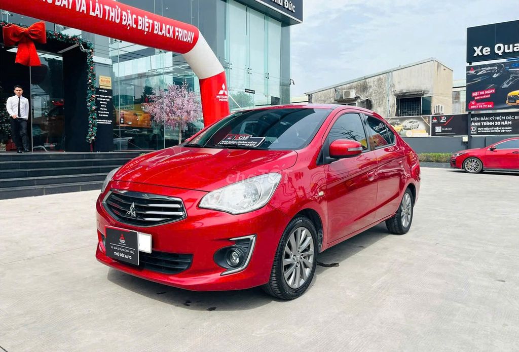 Mitsubishi Attrage CVT 2017 Đỏ - Odo 77.761 km