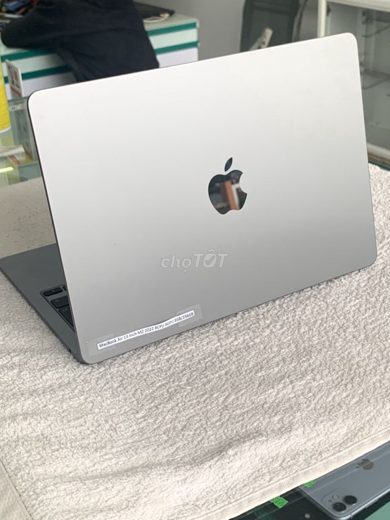 Macbook Pro 2019 core i7 ram16/512Gb, TOUCHBAR. Mua bán Laptop tại Thành phố Buôn Ma Thuột Đắk Lắk được đăng bởi Cầm Đồ PHÚT 89  hình 1