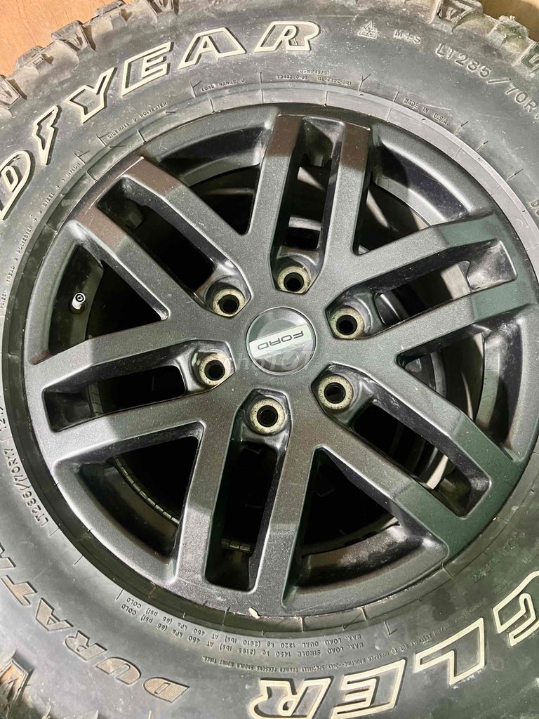 Mâm xe Ford  Raptor 17 inch, hợp kim, màu đen đẹp. Mua bán Phụ tùng xe tại Thành phố Thủ Đức Tp Hồ Chí Minh được đăng bởi Thọ hình 2