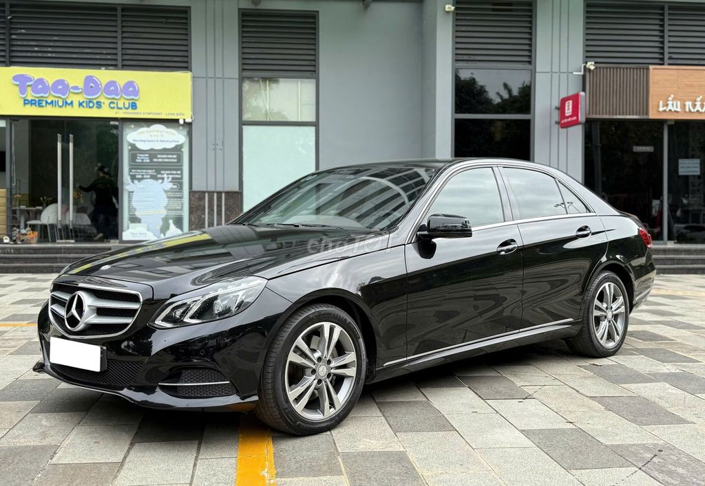 Mercedes Benz E Class 2014 E250 - 130000 km. Mua bán Ô tô tại Quận Long Biên Hà Nội được đăng bởi Anh Anh hình 2