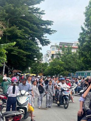 MẶT TIỀN KINH DOANH KHÔNG LỘ GIỚI ĐƯỜNG 8M LỀ 4M ĐỐI DIỆN TRƯỜNG HỌC. Mua bán nhà ở tại Quận Bình Tân Tp Hồ Chí Minh được đăng bởi TRẦN THỊ MINH PHƯỢNG