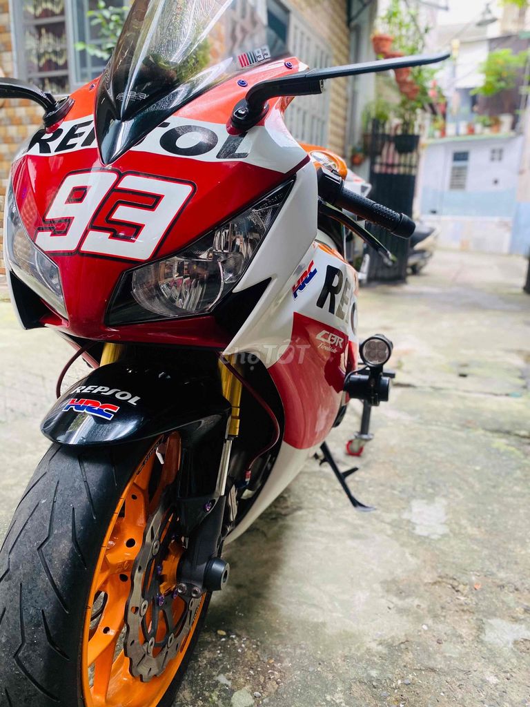 CBR1000RR ABS. Mua bán Xe máy tại Quận Tân Bình Tp Hồ Chí Minh được đăng bởi GIA TÚ hình 2