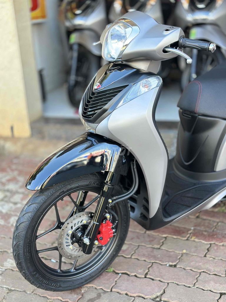 SH MODE 2020 XE DÒNG BỎ MẪU ĐẸP KENG. Mua bán Xe máy tại Thành phố Buôn Ma Thuột Đắk Lắk được đăng bởi CẦM ĐỒ TUẤN ĐẠT hình 5