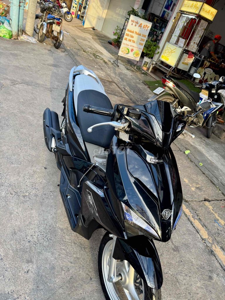 🟢🟢 AB 125 đen bóng cuối 2019 rất đẹp có góp. Mua bán Xe máy tại Thành phố Biên Hòa Đồng Nai được đăng bởi XE MÁY CŨ THÀNH MỸ  hình 2