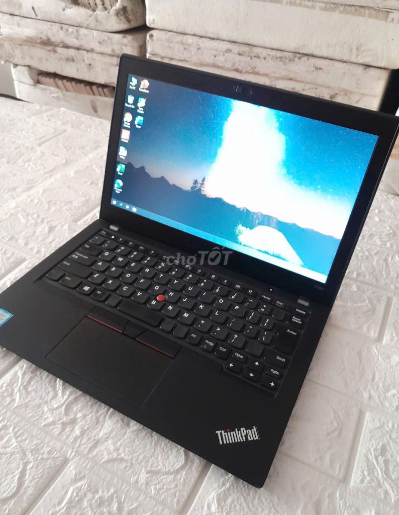 ThinkPad Japan Core i5 8350U 8Gb 256Gb nguyên zin