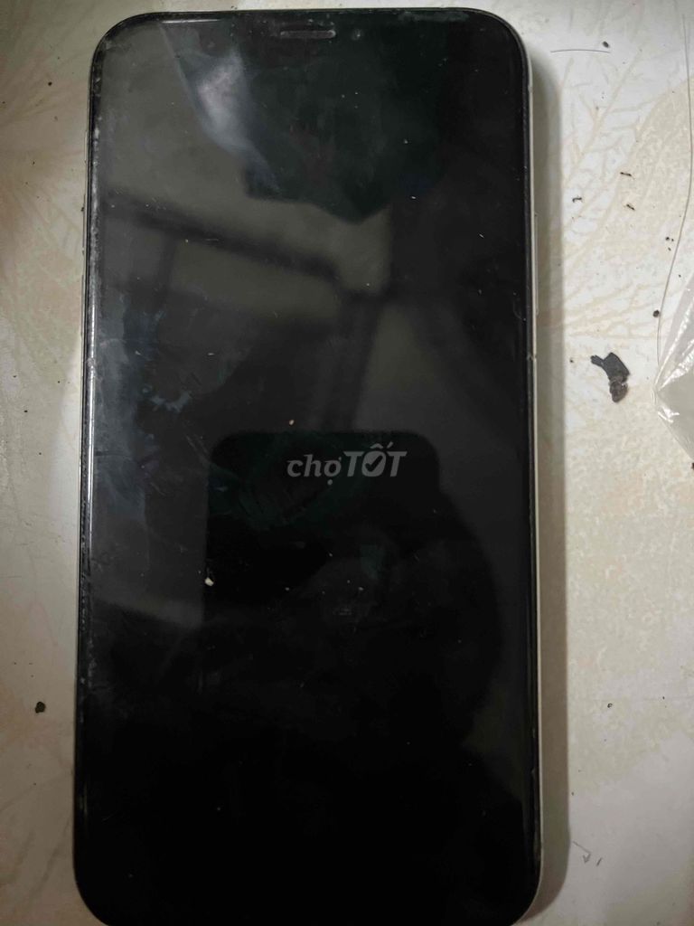 Apple iPhone XS Bạc Hỏng màn vỡ lưng. Mua bán Điện thoại tại Quận Long Biên Hà Nội được đăng bởi Sushi hình 1