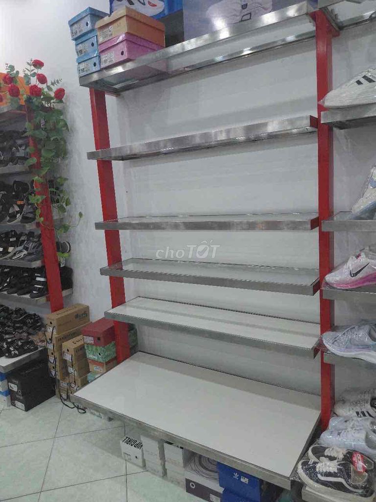 Kệ trưng bày Inox Kính 90% mới. Mua bán Nội thất, đồ gia dụng khác tại Thị xã Phú Mỹ Bà Rịa - Vũng Tàu được đăng bởi hieu hình 1