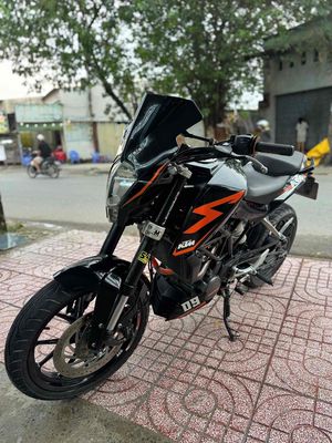 KTM Duke 200 biển số thành phố chính chủ. Mua bán Xe máy tại Huyện Bình Chánh Tp Hồ Chí Minh được đăng bởi Phong Vũ