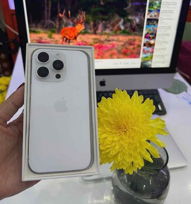 iphone 15pro 512gb trắng qtế mỹ pin100 zin áp suất