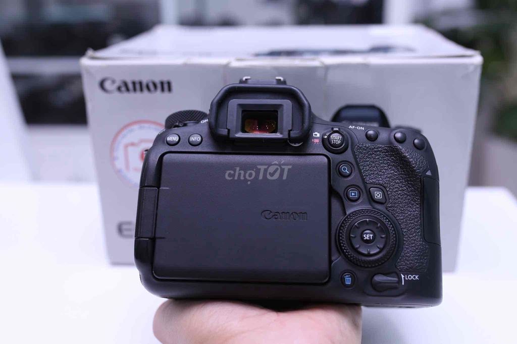 Bán Canon 6D Mark II Fullbox 97%