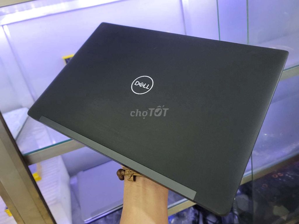 Dell Latitude 7390, 5300 i5 th8, zin all. BH 12t. Mua bán Laptop tại Quận 10 Tp Hồ Chí Minh được đăng bởi ViTính126 hình 1