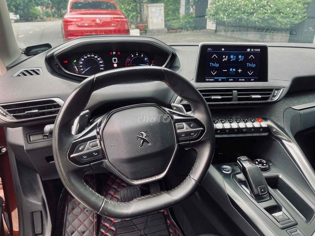 Peugeot 30***0 km *** 1 chủ. Mua bán Ô tô tại Quận Bình Thạnh Tp Hồ Chí Minh được đăng bởi kim hạo thiên hình 7