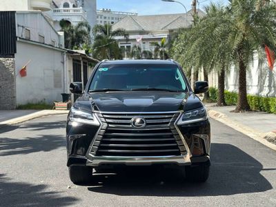 Lexus LX570 2016 lướt nhẹ 53.000km cực đẹp. Mua bán Ô tô tại Quận 7 Tp Hồ Chí Minh được đăng bởi Hoàn Lee Xe Lướt hình 1