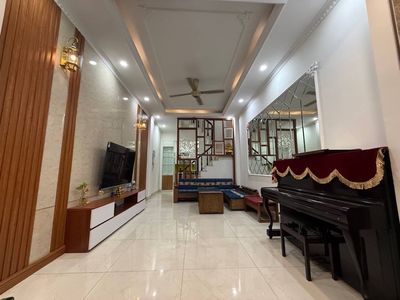 Nhà phố 45 m² · Nguyễn Viết Xuân