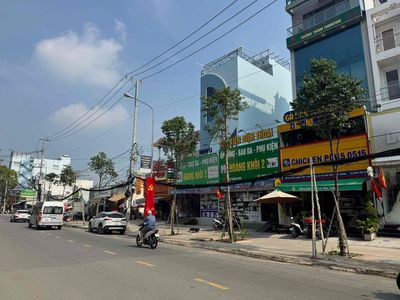 Cho thuê MB đường Thích Quảng Đức, Thủ Dầu Một - Diện tích : 5 x 42m g. Cho thuê văn phòng, mặt bằng kinh doanh tại Thành phố Thủ Dầu Một Bình Dương được đăng bởi Phùng Huy Lâm