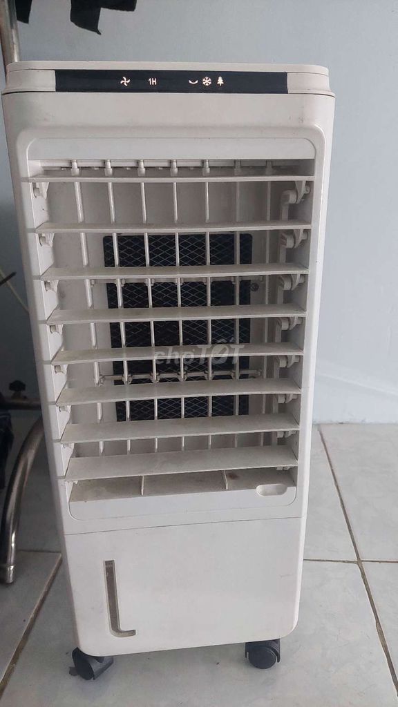 Quạt hơi nước 5 lít có hẹn giờ tự tắt kt 60x25x25. Mua bán Quạt tại Thành phố Dĩ An Bình Dương được đăng bởi Nguyên Vũ hình 1