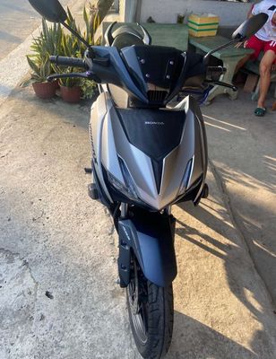 BÁN XE WINNER X CAMO XANH BẠC. Mua bán Xe máy tại Huyện Bến Lức Long An được đăng bởi Quyền Nguyễn Quang