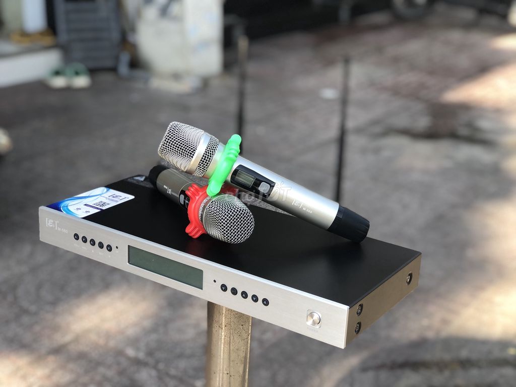 Micro không dây E3Audio M560 UHF Hàng Mới Thanh Lý. Mua bán Tivi, Âm thanh tại Quận Tân Phú Tp Hồ Chí Minh được đăng bởi dBAcoustic  hình 1