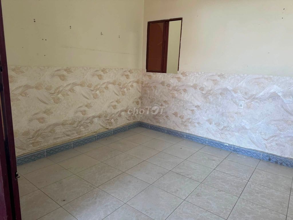 Cho thuê nhà mặt tiền đường Tiền Cảng, Vũng Tàu