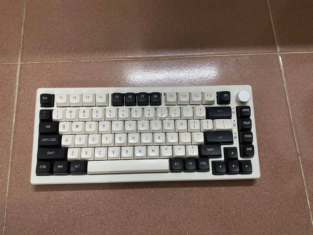 Phím cơ Fuhlen H75S Panda 3 Mode Brown switch. Mua bán Phụ kiện (Màn hình, Chuột...) tại Huyện Hóc Môn Tp Hồ Chí Minh được đăng bởi  Nguyễn  hình 1