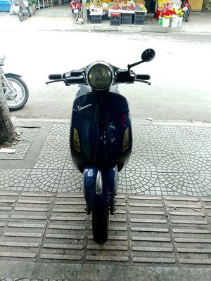 Xe máy điện Piaggio Vespa Xanh đậm. Mua bán Xe điện tại Quận Sơn Trà Đà Nẵng được đăng bởi Nguyễn thái hoài