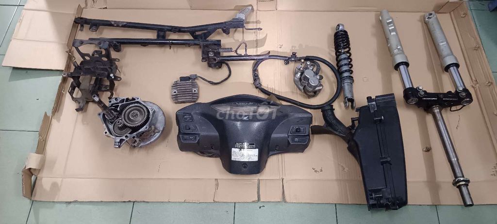 Phụ tùng lead 110 giá rẻ. Mua bán Phụ tùng xe tại Quận Gò Vấp Tp Hồ Chí Minh được đăng bởi Vũ Hải hình 1