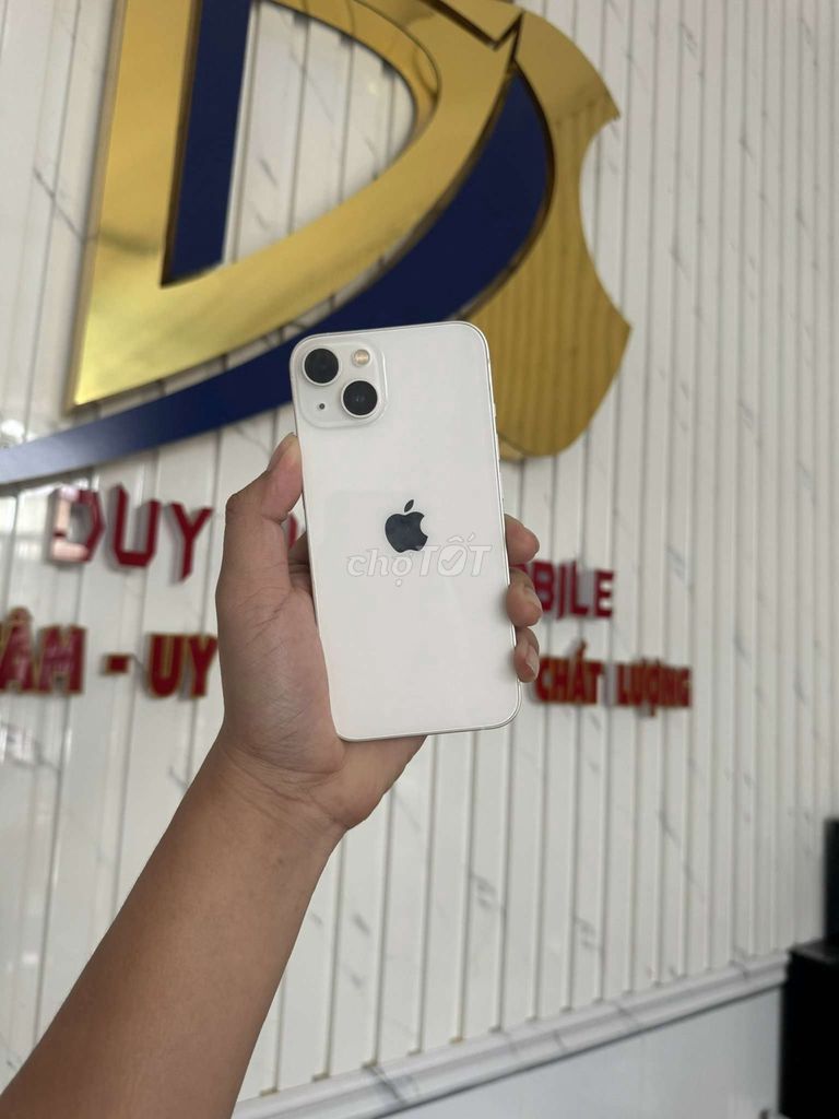 iPhone 13 Trắng quốc tế 100% mã KH/A,có bán góp. Mua bán Điện thoại tại Thành phố Cà Mau Cà Mau được đăng bởi Duy Dustin Mobile hình 1