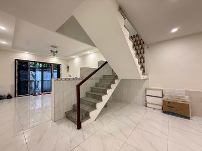 NHÀ NGUYÊN CĂN 2PN 2WC 50M2 NGAY NHÀ THỜ NAM HẢI