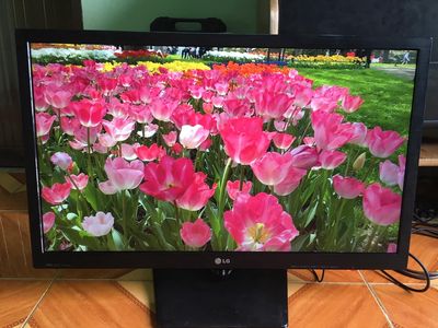 Lại về màn led IPS 27 inch full HD hiệu LG cực đẹp