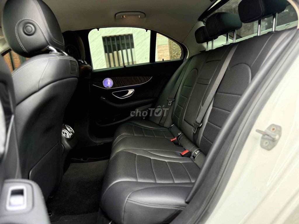 Mercedes Benz C200 up C300 model 2019. Mua bán Ô tô tại Quận 8 Tp Hồ Chí Minh được đăng bởi Khoa nguyễn hình 9