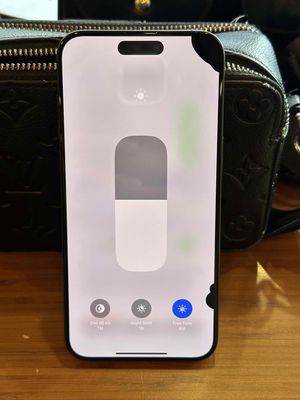 BÁN MÀN HÌNH IPHONE 15 PRO MAX ZIN ĐỐM NHỎ. Mua bán Linh kiện (RAM, Card...) tại Quận Bình Thạnh Tp Hồ Chí Minh được đăng bởi adam