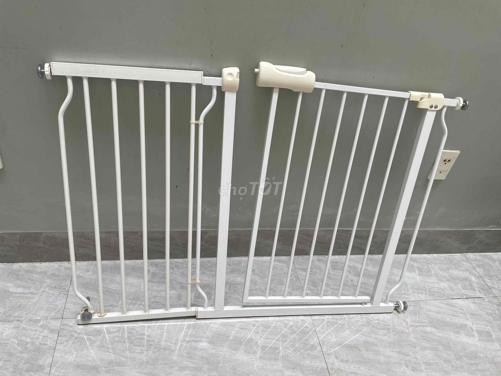 Thanh chắn cầu thang kim loại 80cm. Mua bán Mẹ và bé tại Quận Liên Chiểu Đà Nẵng được đăng bởi Huy Mai Quang hình 1