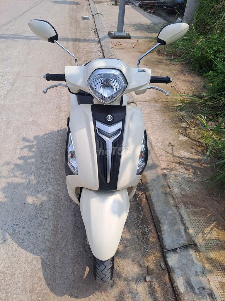 Bàn xe grande. Mua bán Xe máy tại Quận 12 Tp Hồ Chí Minh được đăng bởi hoàng đạt  hình 1