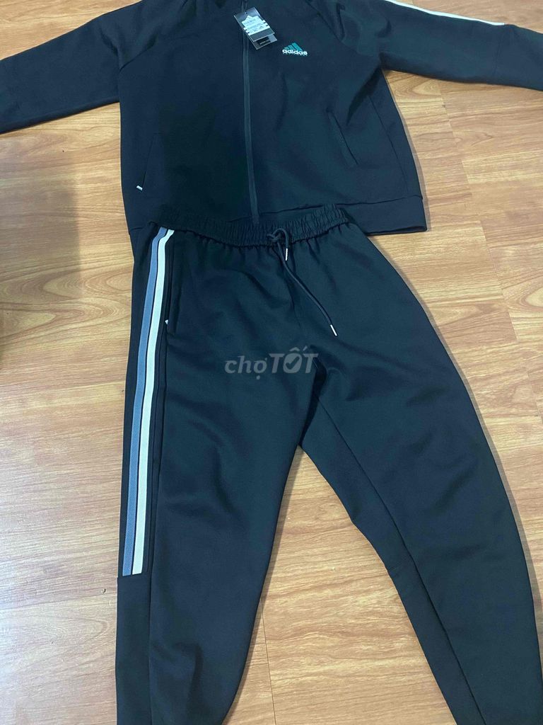 Bán lại cái bộ aididas size xL