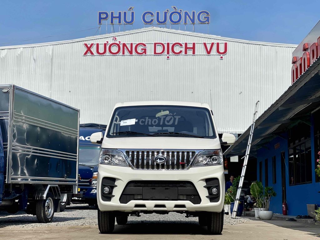 Xe Tải Van Tera V6 Thùng 2M6 945KG Vào TP.24/24