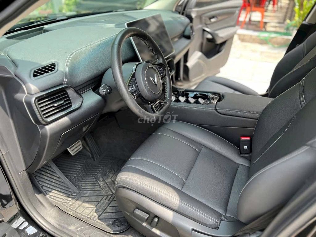 VinFast VF8 2023 Eco - GF - pin CATL - xe đi 2v1. Mua bán Ô tô tại Huyện Gia Lâm Hà Nội được đăng bởi Vinfast Ocean Park Gia Lâm Hà Nội hình 5