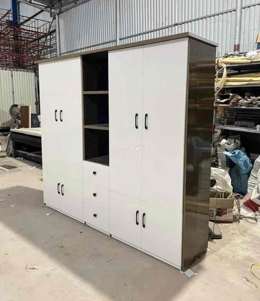 Tủ quần áo Nhựa Đài Loan 1m8x2m05 Trắng, Nâu. Mua bán Tủ, kệ gia đình tại Quận Bình Tân Tp Hồ Chí Minh được đăng bởi Hong Le hình 1