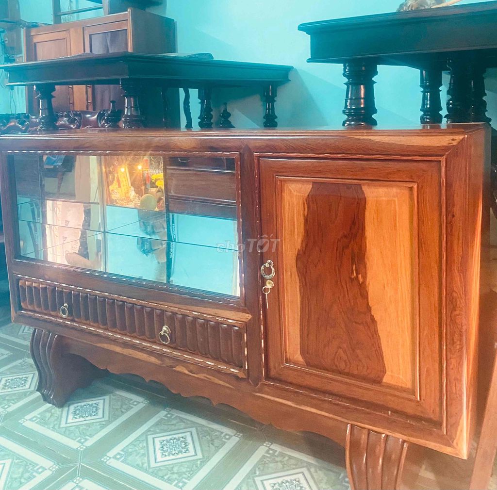 Tủ trưng bày Gỗ cẩm Đã qua sử dụng. Mua bán Tủ, kệ gia đình tại Thành phố Tây Ninh Tây Ninh được đăng bởi Ngân Gỗ Tây Ninh hình 1