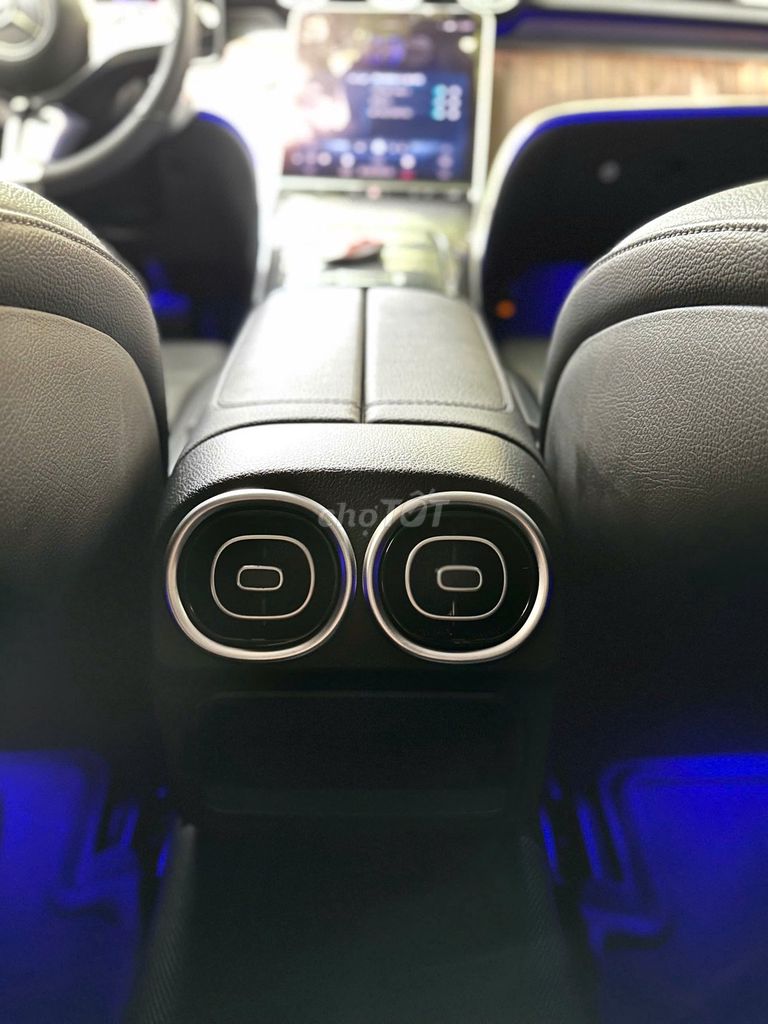 Merc C200 Avantgarde Plus 2023 bản V1 CHỈ 12xx !. Mua bán Ô tô tại Quận 8 Tp Hồ Chí Minh được đăng bởi Gon Nguyen hình 19