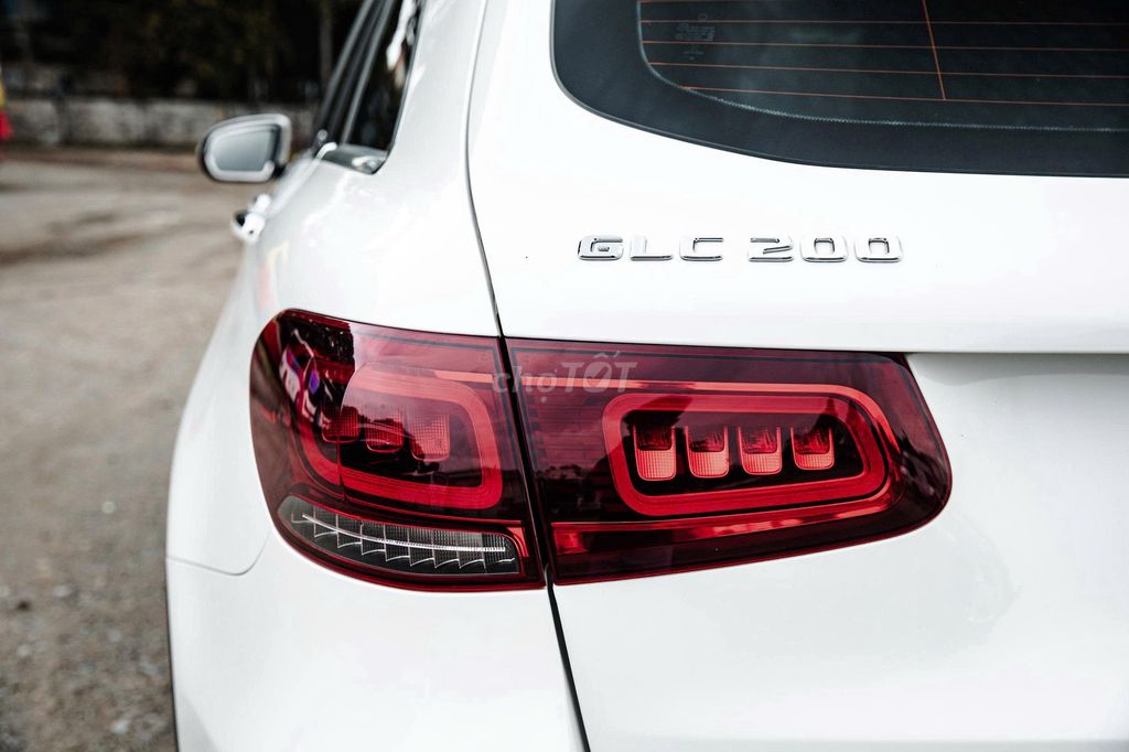 MERCEDES-BENZ GLC 200 4MATIC 2023. Mua bán Ô tô tại Quận Gò Vấp Tp Hồ Chí Minh được đăng bởi Đoàn Thuận hình 17