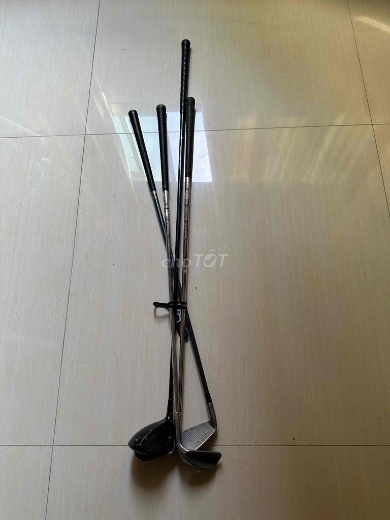 Gậy golf Kim loại Đen